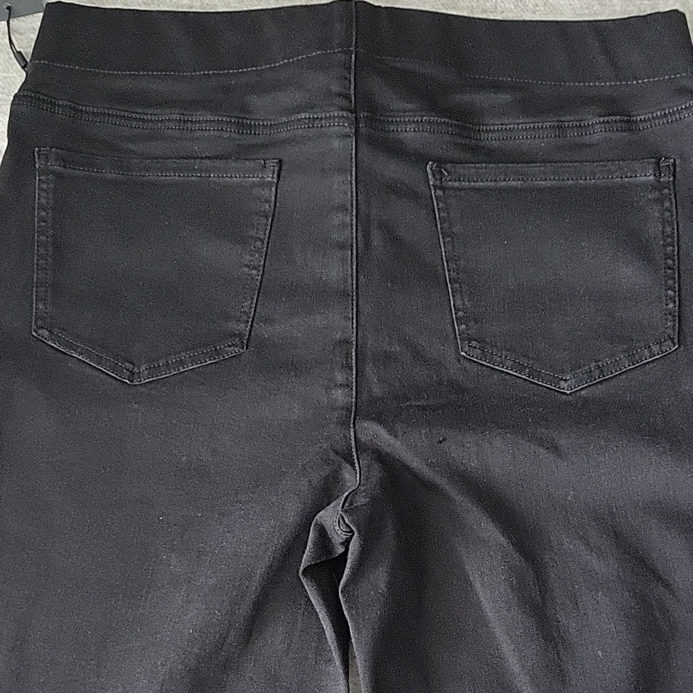 NYDJ Women's Straight Leg Black Jeans - Picture 5 of 5